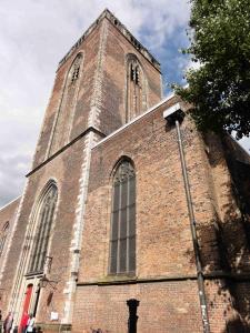 Další z mnoha utrechtských kostelů (Buurkerk, jádro 10.st.)